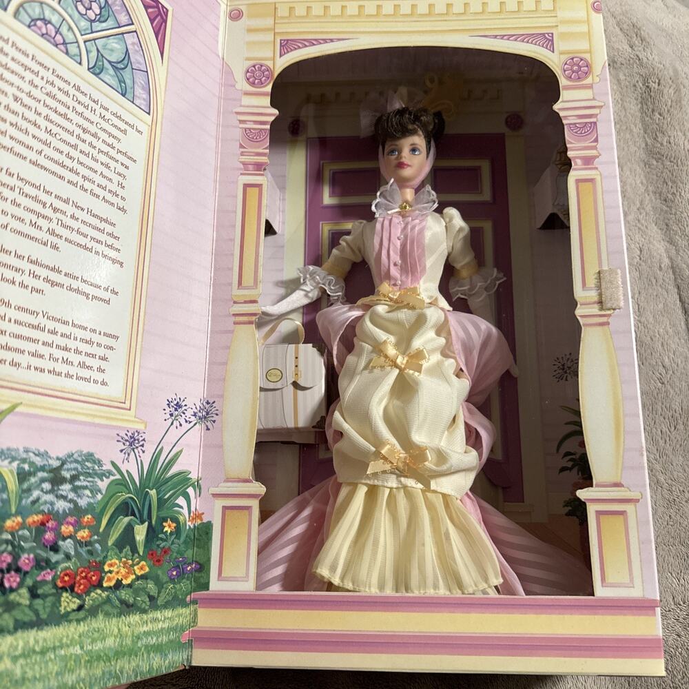 NRFB 1997 Mrs P.F.E Albee Barbie #20330 (Pink)